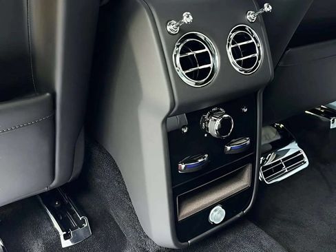 New 2026 Rolls-Royce Cullinan AWD/4WD image 15