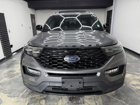 Used 2022 Ford Explorer ST-Line AWD/4WD image 7