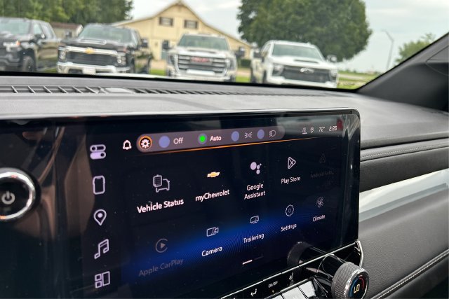 New 2026 Chevrolet Colorado LT w/ LT Convenience Package AWD/4WD image 18