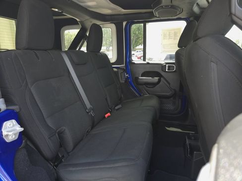 Used 2020 Jeep Wrangler Unlimited Sport AWD/4WD image 14