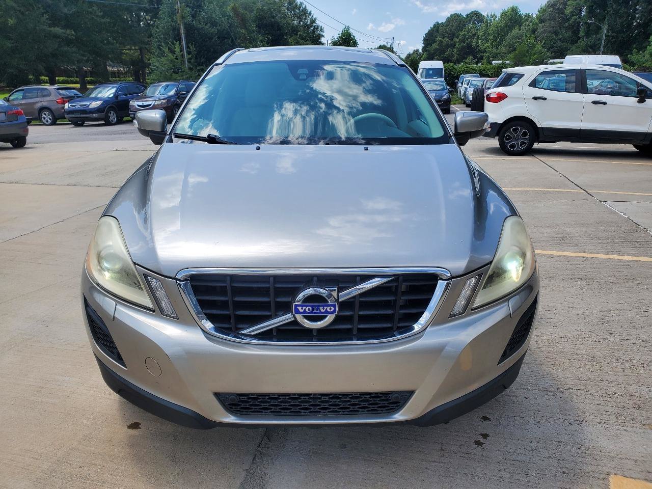 Used 2013 Volvo XC60 3.2 FWD image 2