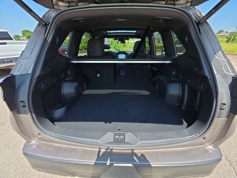 Used 2025 Subaru Forester Premium AWD/4WD image 26