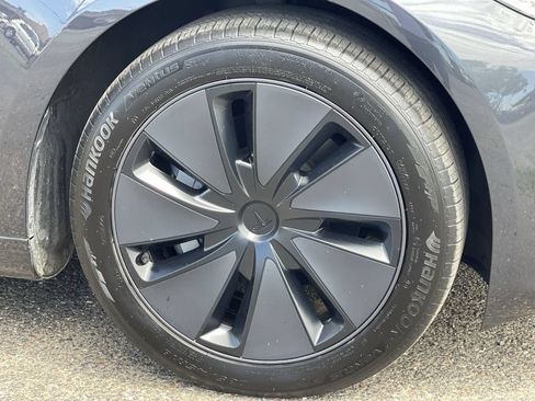 Used 2025 Tesla Model 3 Long Range RWD image 31
