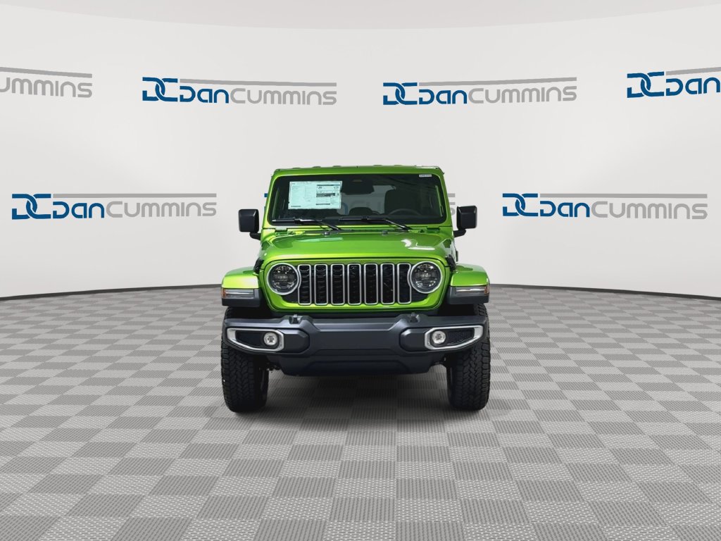 New 2026 Jeep Wrangler Unlimited Sahara AWD/4WD image 3