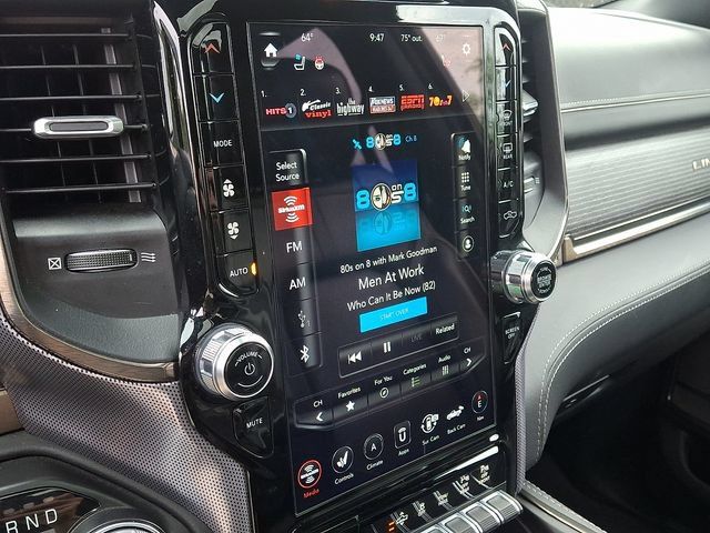 Used 2020 RAM 1500 Limited w/ Black Appearance Package AWD/4WD image 18
