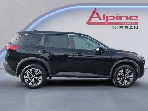 Used 2023 Nissan Rogue SV FWD image 6