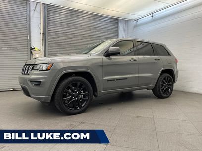 Used 2020 Jeep Grand Cherokee Altitude
