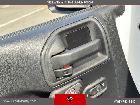 Used 2015 Jeep Wrangler Unlimited Sport w/ Quick Order Package 24S AWD/4WD image 22