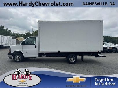 New 2024 Chevrolet Express 4500 w/ Power Convenience Package