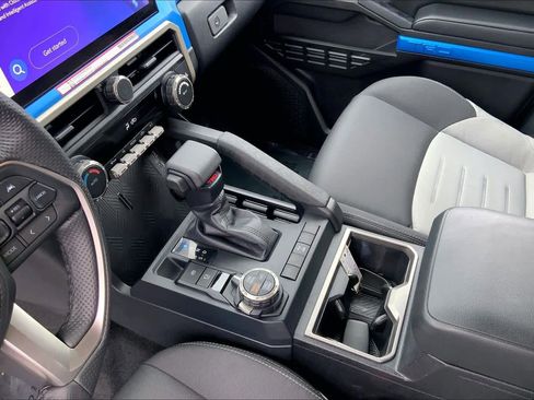 Used 2026 Toyota Tacoma TRD Off-Road image 15