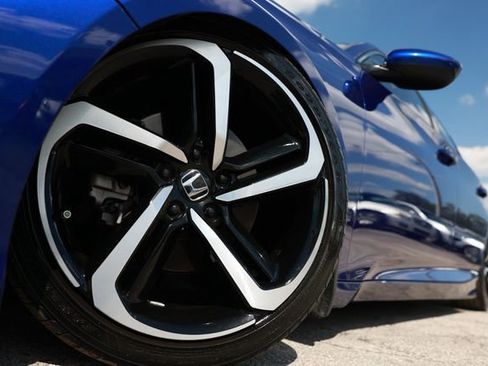 Used 2018 Honda Accord Sport image 34