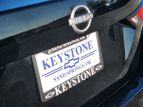 Used 2024 Nissan Sentra SV image 11