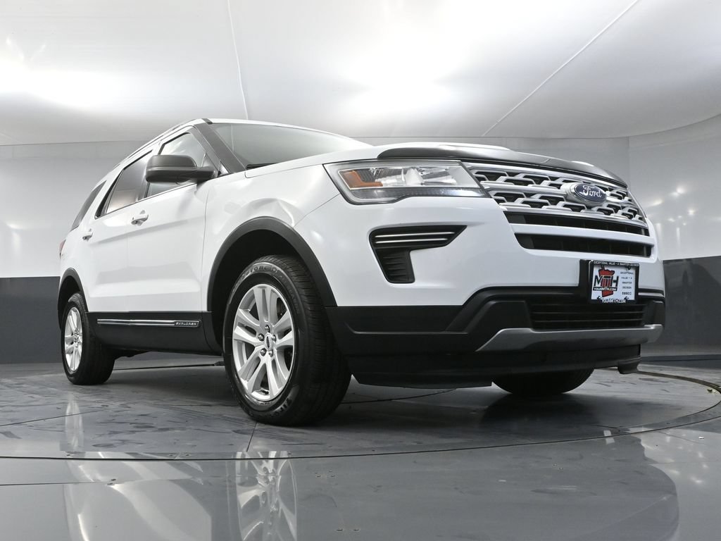 Used 2019 Ford Explorer XLT AWD/4WD image 45