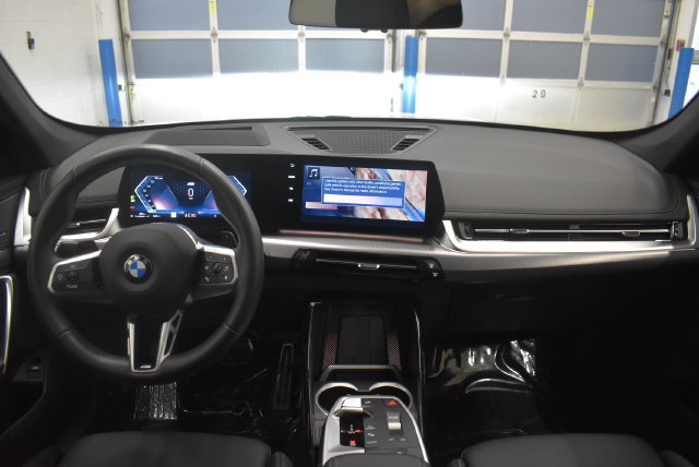 Used 2026 BMW X1 xDrive28i AWD/4WD image 5