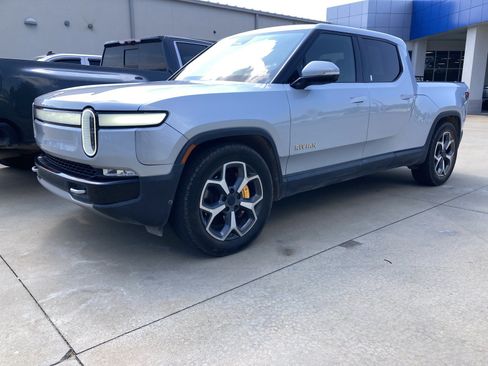Used 2022 Rivian R1T Adventure AWD/4WD image 1