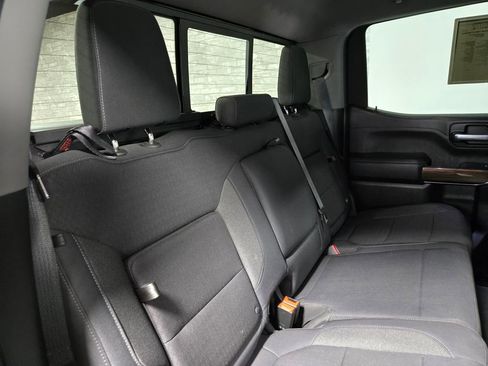 Used 2019 Chevrolet Silverado 1500 LT Trail Boss AWD/4WD image 46