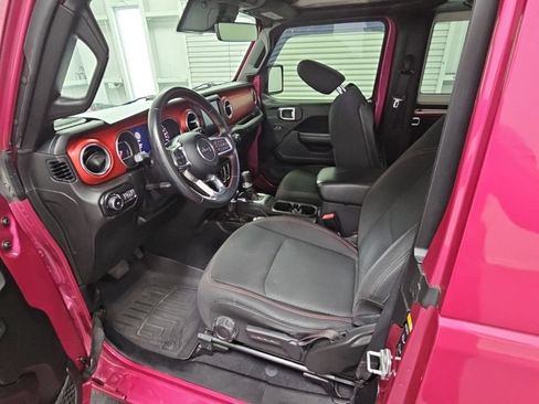 Used 2021 Jeep Wrangler Rubicon AWD/4WD image 13
