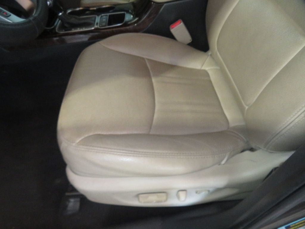 Used 2014 Kia Sorento EX w/ EX V6 Touring Package FWD image 19