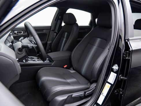 Used 2023 Honda Civic Sport image 12