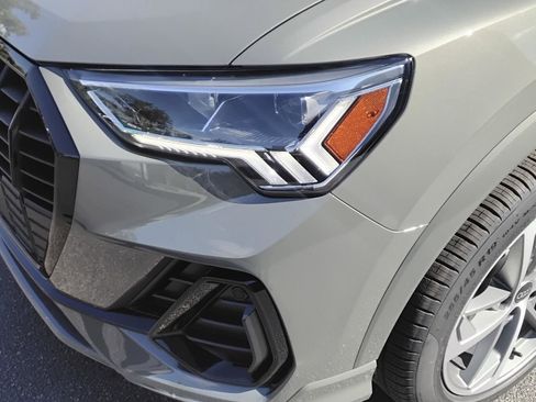 New 2025 Audi Q3 2.0T Premium image 7