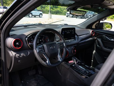 Used 2023 Chevrolet Blazer RS w/ Driver Confidence II Package FWD image 13