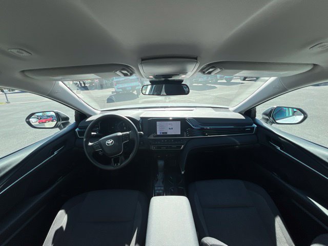 Used 2026 Toyota Camry LE FWD image 34