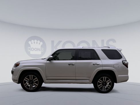 Used 2021 Toyota 4Runner Limited AWD/4WD image 7