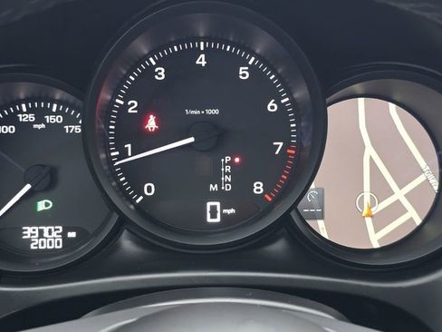 Used 2022 Porsche Macan image 29