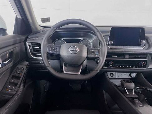 Certified 2026 Nissan Rogue SV w/ SV Premium Package image 21