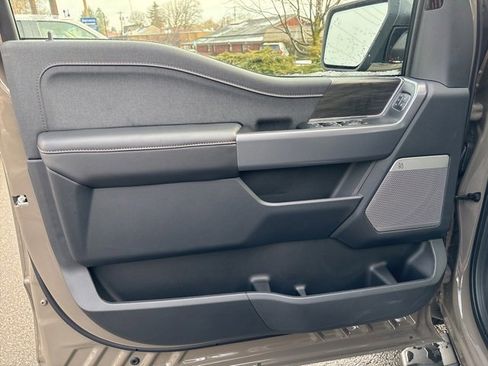 New 2025 Ford F150 Lariat w/ Equipment Group 501A Mid image 19