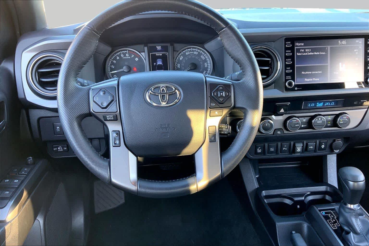 Used 2023 Toyota Tacoma TRD Off-Road w/ Technology Package AWD/4WD image 6