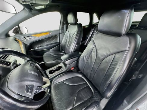 Used 2018 Lincoln MKC Reserve w/ Lincoln MKC Climate Package FWD image 22