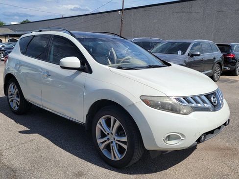 Used 2010 Nissan Murano LE w/ Navigation Pkg AWD/4WD image 4