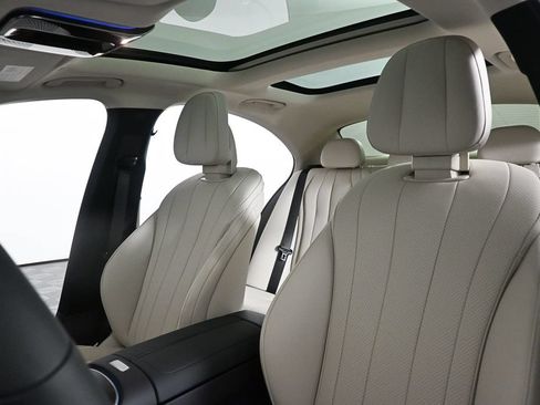 Certified 2026 Mercedes-Benz E 450 4MATIC Sedan image 5