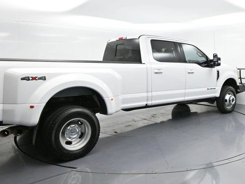Used 2017 Ford F350 Lariat AWD/4WD image 7