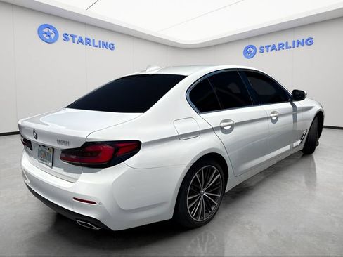 Used 2021 BMW 530i w/ Convenience Package RWD image 2