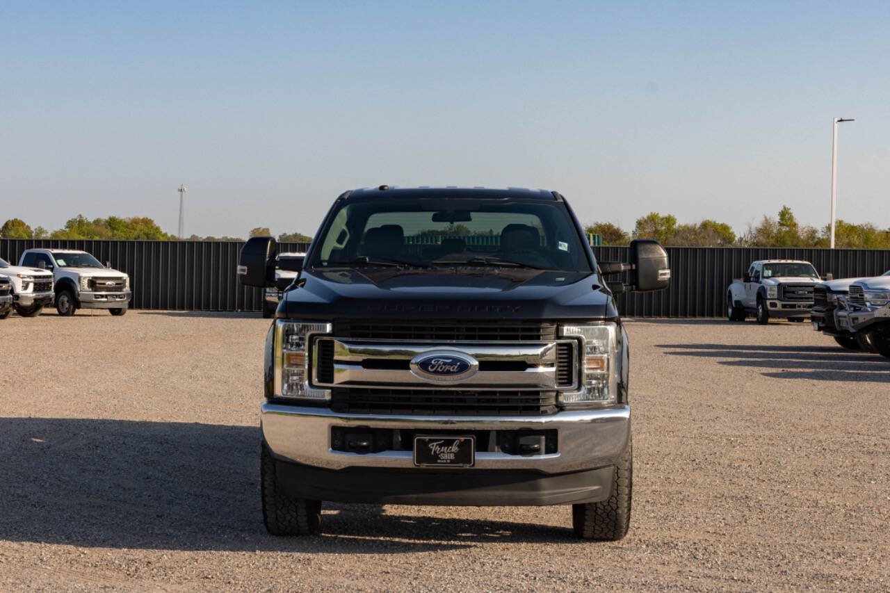 Used 2019 Ford F350 XLT AWD/4WD image 3