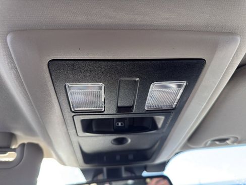 Used 2017 RAM 1500 Big Horn image 23