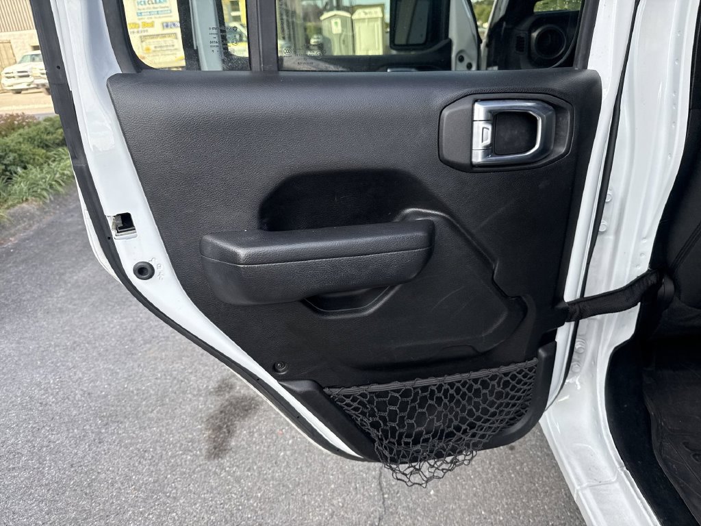Used 2022 Jeep Wrangler Unlimited Sport AWD/4WD image 21