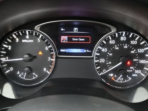 Used 2016 Nissan Altima 2.5 SV w/ Convenience Package FWD image 21
