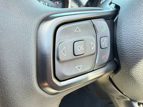 Used 2023 Jeep Wrangler Unlimited w/ Sun & Screen Package AWD/4WD image 16
