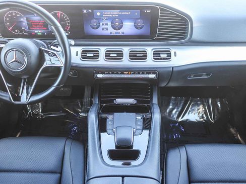 Used 2024 Mercedes-Benz GLE 450e 4MATIC image 13