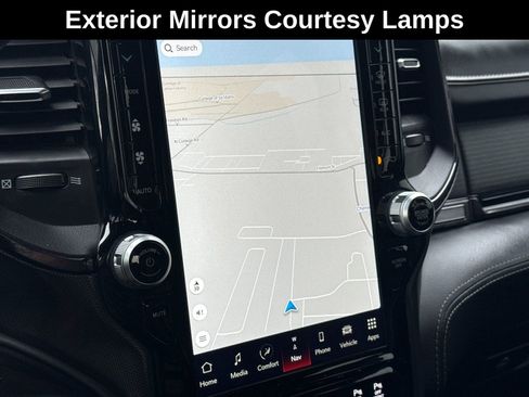 Used 2022 RAM 3500 Limited image 21