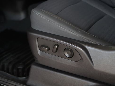 Used 2022 Chevrolet Silverado 1500 LT image 22