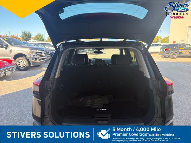 Used 2023 Nissan Rogue SL AWD/4WD image 9