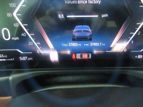 Used 2023 BMW 330i Sedan w/ Driving Assistance Package RWD image 4