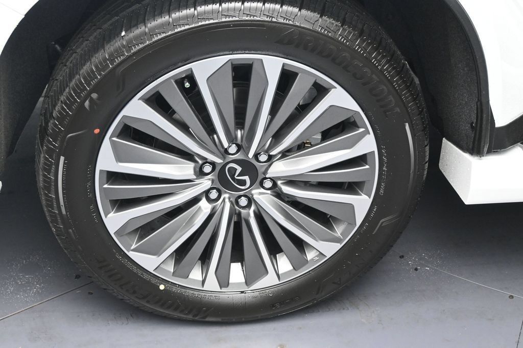 New 2027 INFINITI QX80 Luxe AWD/4WD image 5