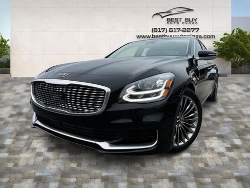Used 2019 Kia K900 Luxury image 3