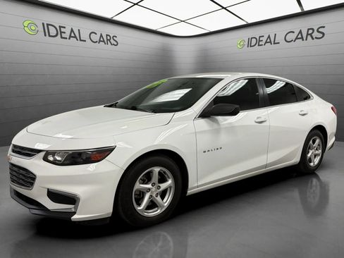 Used 2017 Chevrolet Malibu LS w/ LPO, Convenience Package 2 FWD image 1