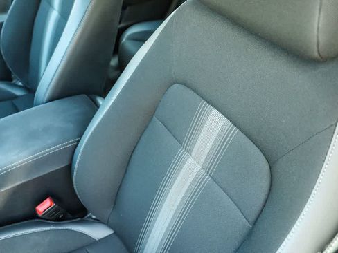 Used 2022 Honda Civic Sport image 23